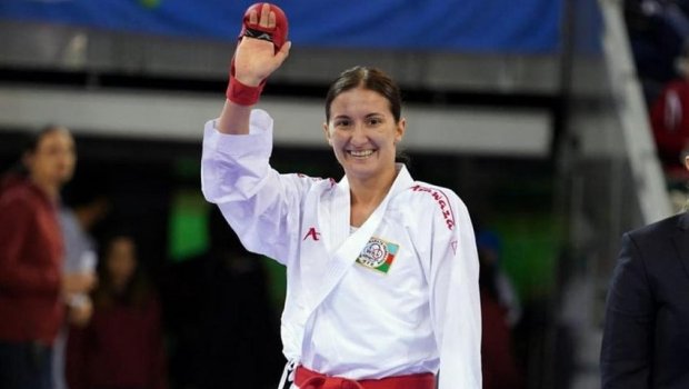 İrina Zaretska qızıl, Turqut Həsənov bürünc medal qazandı