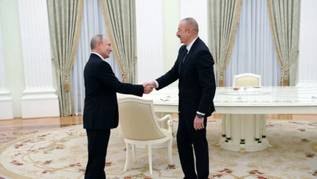 Putin İlham Əliyevlə danışıqlardan əvvəl Tokayevlə söhbət edib