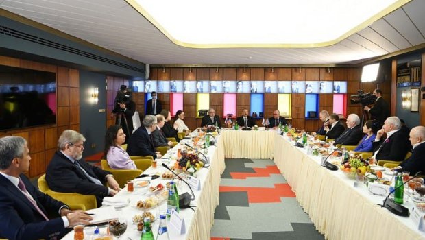 İlham Əliyevdən rusiyalı jurnalistlərə: “Mən nə düşünürəmsə, onu deyirəm”