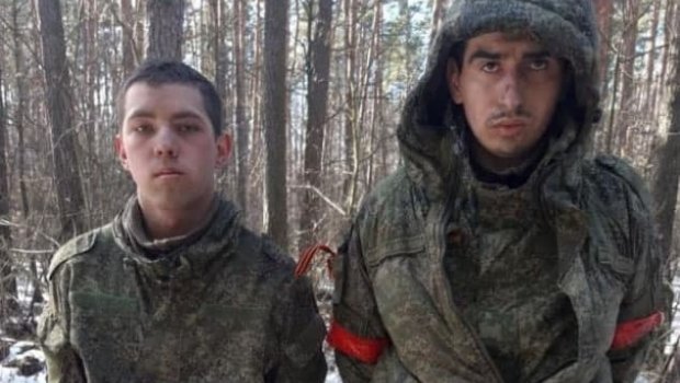 Ukraynada əsir düşən 2 rus əsgərinin FOTOSU yayıldı
