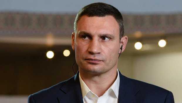 Vitali Kliçko Kiyevə atılan son raket zərbələri HAQDA: “İnsanlar xəstəxanalara aparılır”