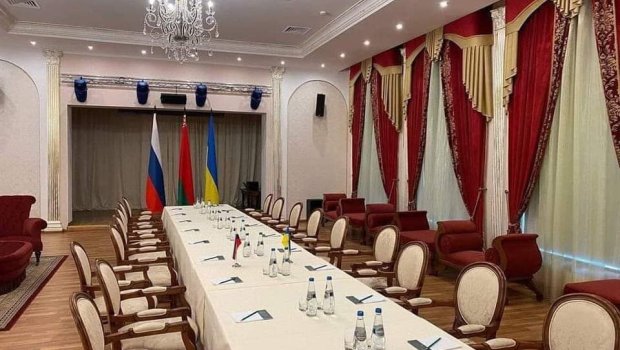 Rusiya və Ukrayna nümayəndələri arasında görüş niyə yubanır? - SƏBƏB 