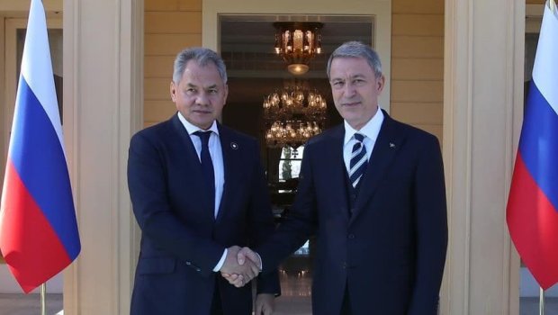 Sergey Şoyqu ilə Hulusi Akar arasında TELEFON DANIŞIĞI – Ukraynada vəziyyət müzakirə olundu  