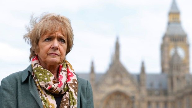 Azərbaycana sanksiya tələb edən ingilis deputatın Belarusdan gələn milyonları – ARAŞDIRMA