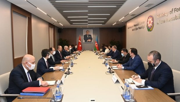 Xarici işlər nazirləri Ukraynadakı vəziyyəti müzakirə etdilər - RƏSMİ AÇIQLAMA