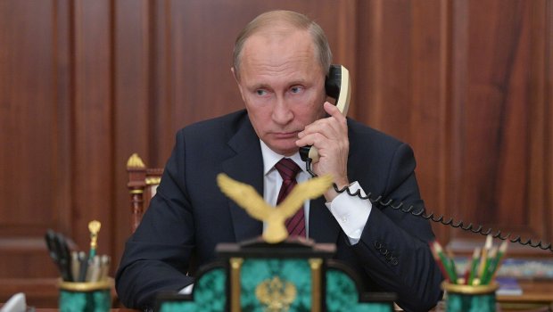 Almaniya kansleri Putinə zəng etdi: \