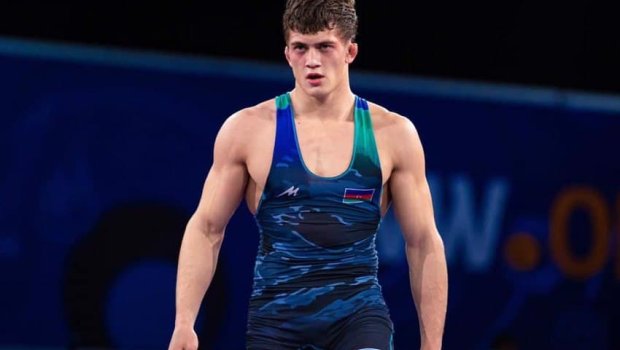 İki sərbəst güləşçimiz Avropa çempionatında yarımfinala yüksəldi