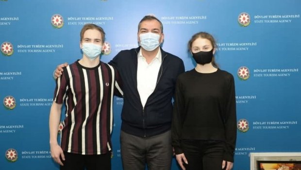 Federasiya prezidenti fiqurlu konkisürənlərlə görüşdü