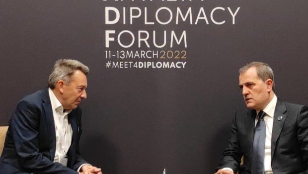 Ceyhun Bayramov Qırmızı Xaç Komitəsinin prezidenti ilə azərbaycanlı itkinlərin taleyini müzakirə etdi