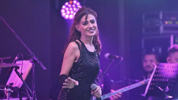 Məşhur müğənnidən gözlənilməz TƏKLİF: 
