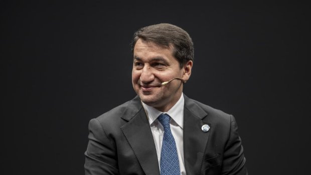 “Rus mədəniyyəti sanksiya təzyiqinə məruz qalmamalıdır” - Hikmət Hacıyev