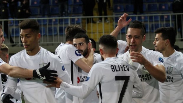 Peşəkar Futbol Liqasından 