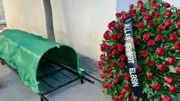 Emin Sabitoğlunun ilk həyat yoldaşı vəfat edib - FOTO