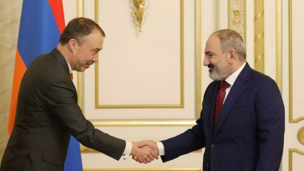 Paşinyan Avropa İttifaqının xüsusi nümayəndəsi ilə Qarabağı müzakirə etdi