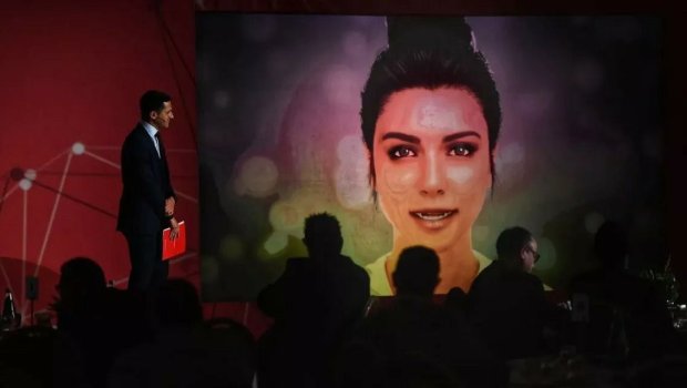 Dünyanın ilk virtual vətəndaşı - Mariya