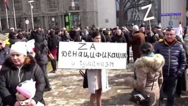 İrəvanda Rusiyaya dəstək məqsədilə aksiya keçirildi - FOTO/VİDEO
