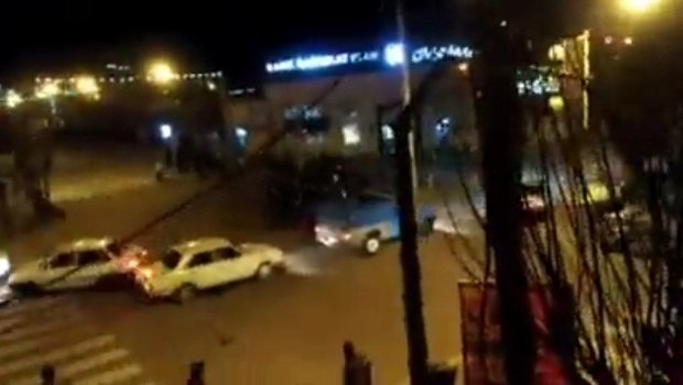İran polisi Novruzu qeyd edən sakinlərə müdaxilə etdi – VİDEO  