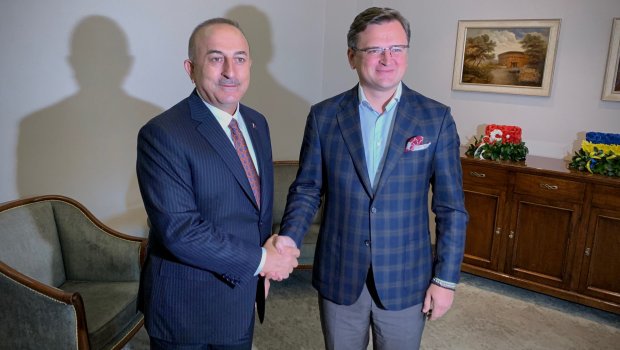 Rusiya - Ukrayna görüşü öncəsi Çavuşoğlu Kuleba ilə danışdı