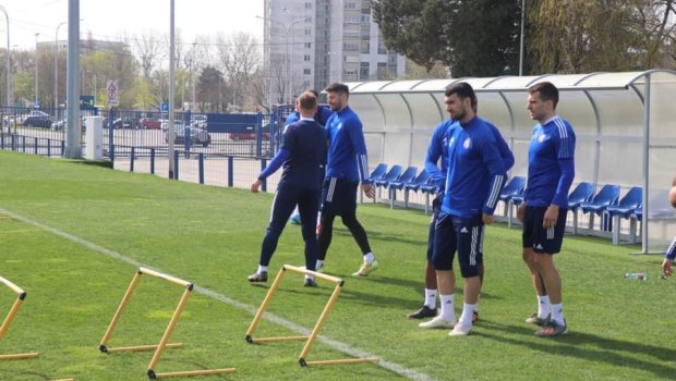 Mahir zədəsini sağaltdı - FOTO