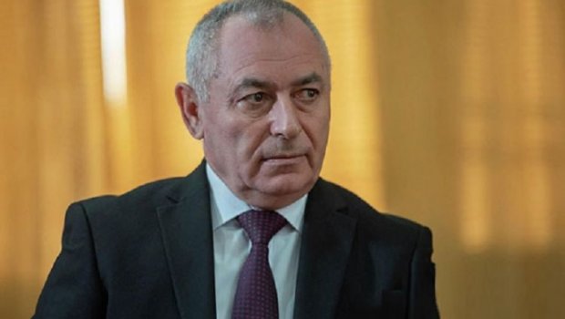 Erməni nazir korrupsiyaya görə dindiriləcək