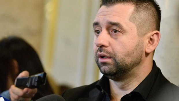 Rəsmi Kiyev Rusiya ilə sülh müqaviləsinin ŞƏRTİNİ açıqladı