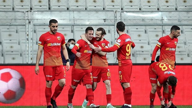 Türkiyə kubokunun finalı bu stadionda keçiriləcək