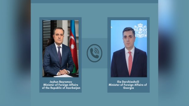 Ceyhun Bayramov gürcüstanlı həmkarını TƏBRİK ETDİ