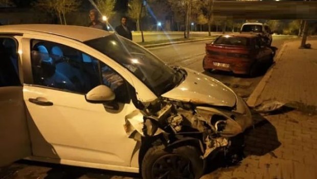 Çəkilişdən qayıdan tanınmış aktrisa qəzaya düşdü - FOTO