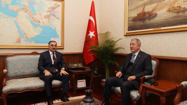 Hulusi Akar azərbaycanlı səfirlə görüşdü - FOTO