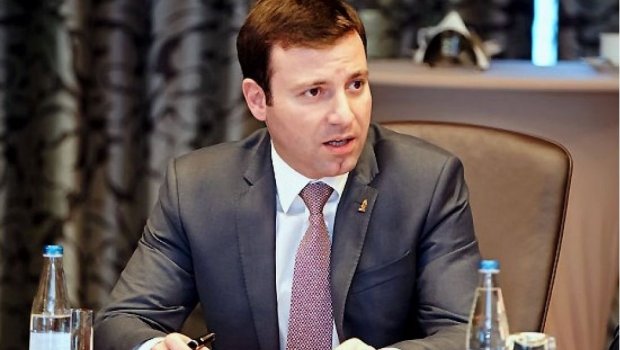 Elxan Məmmədov UEFA-nın iclasında Qurbanovun bu hərəkətindən DANIŞDI - VİDEO