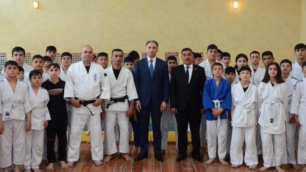 Rəşad Nəbiyev Sabirabadda cüdoçularla görüşdü - FOTO