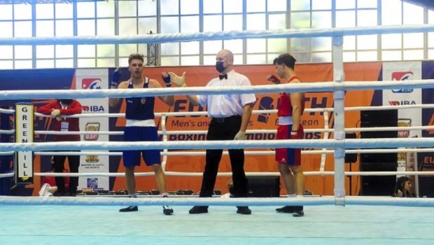 Avropa birinciliyi: Boksçumuz moldovalı idmançını məğlub etdi – Növbəti mərhələdə...