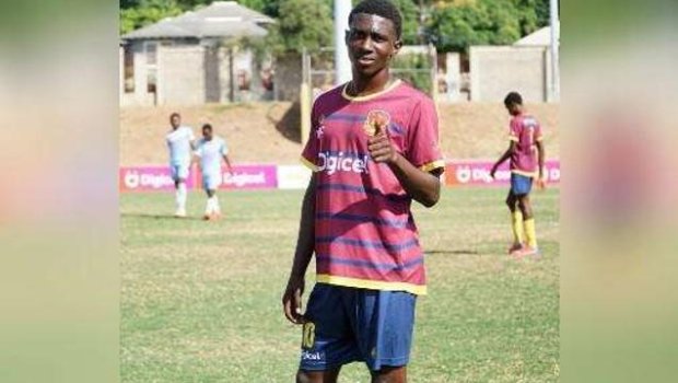 Yamaykada 18 yaşlı futbolçu ad günündə öldürüldü