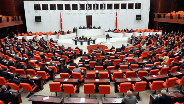 Türkiyə parlamentində ERMƏNİ TƏXRİBATI