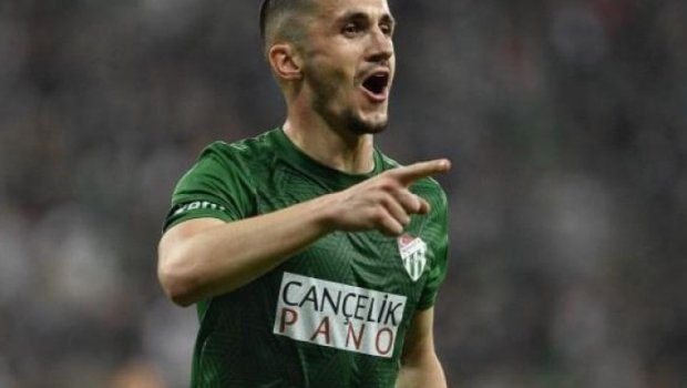 Namik qol vurdu, komandası qalib gəldi