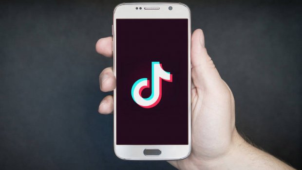 Rusiyadan “Tik-Tok”a 2 milyonluq CƏRİMƏ - LGBT-yə görə 