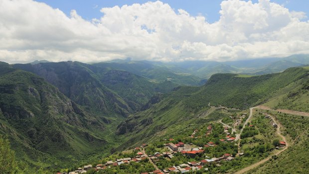 Zəngəzur mahalında fars dili tədris olunacaq