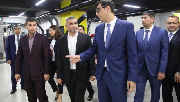 Qurban Qurbanovun fitnes klubu - Açılışa nazir də gəldi - FOTO