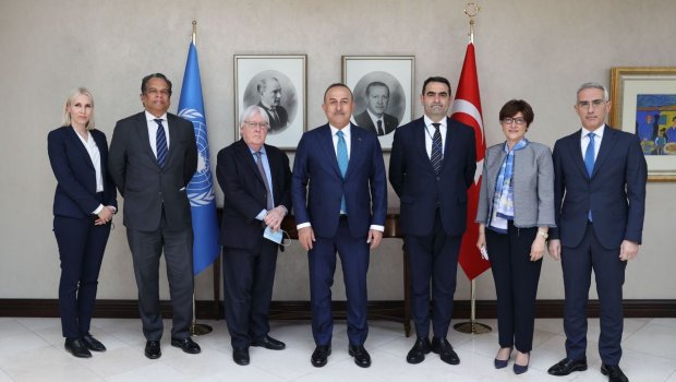 Çavuşoğlu BMT rəsmisi ilə Ukraynadakı vəziyyəti müzakirə etdi