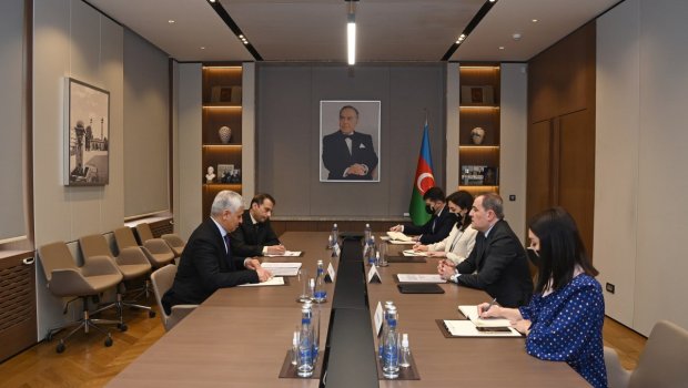 Ceyhun Bayramov İƏT-in Baş katibi ilə görüşdü