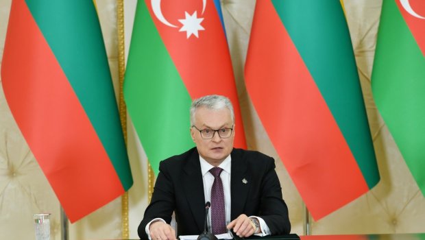 Litva prezidenti Azərbaycana böyük heyətlə gəlməsinin SƏBƏBİNİ AÇIQLADI