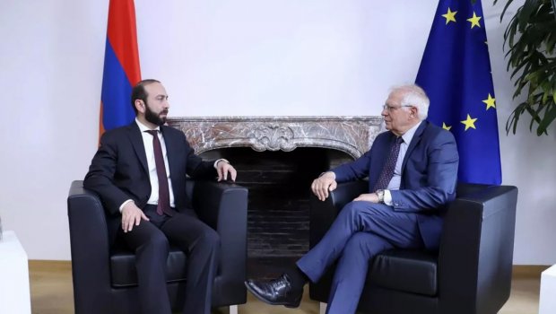 Mirzoyan Borrellə İrəvanın Qarabağla bağlı mövqeyini açıqlayıb