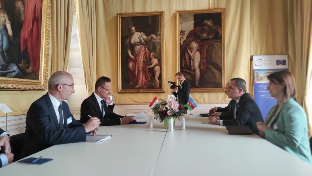 Ceyhun Bayramov macarıstanlı həmkarı ilə bu məsələləri müzakirə etdi