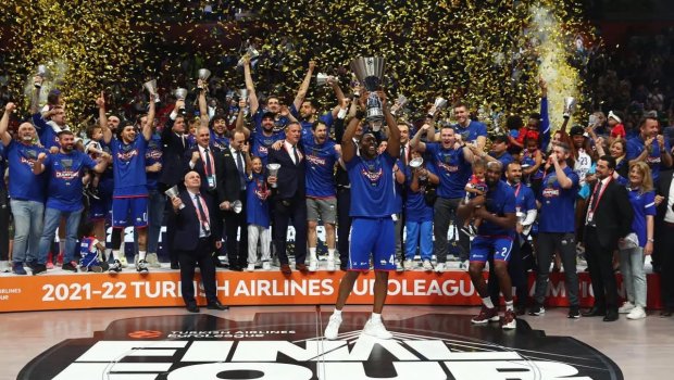 Türkiyənin basketbol klubu Avroliqanın qalibi oldu - VİDEO