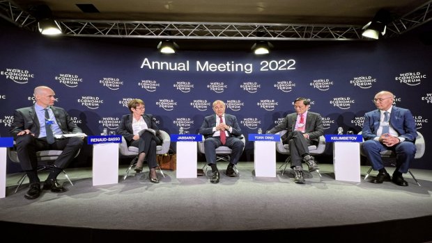 Mikayıl Cabbarov Davos İqtisadi Forumunda
