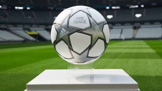 Çempionlar Liqasında finalın topu təqdim edildi