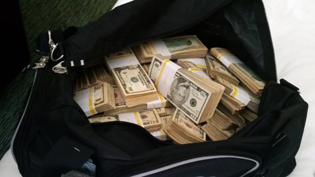 Türkiyədə son 6 ayda dollar REKORD SƏVİYYƏDƏ  