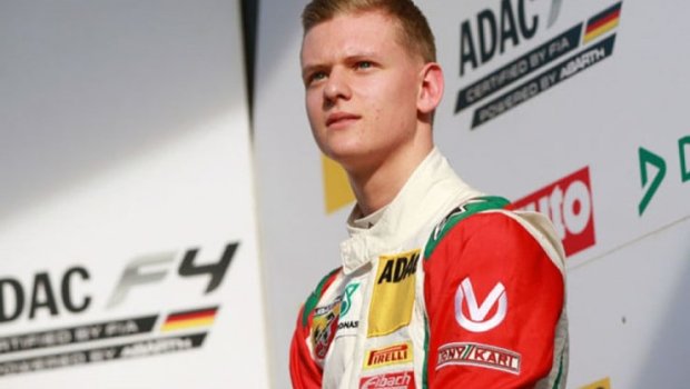 Monako Qran-Prisində Şumaxerin oğlunun avtomobili ikiyə bölündü – FOTO