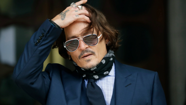 “Altı il sonra məhkəmə həyatımı geri qaytardı” - Conni Depp 