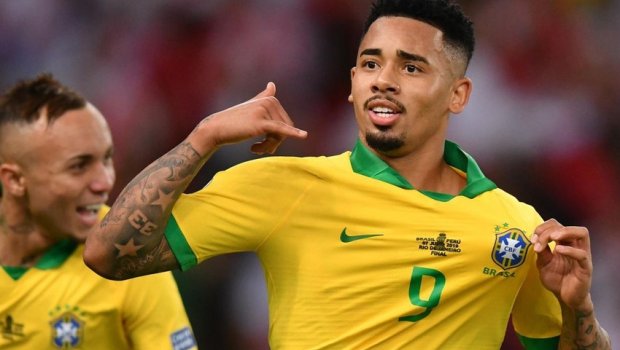 Braziliya darmadağınla qələbə qazandı - VİDEO